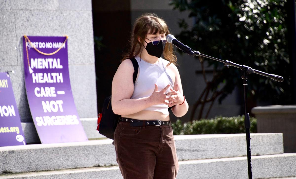 Another Former Trans Teen to Sue Medical Provider Over Double Mastectomy at 13