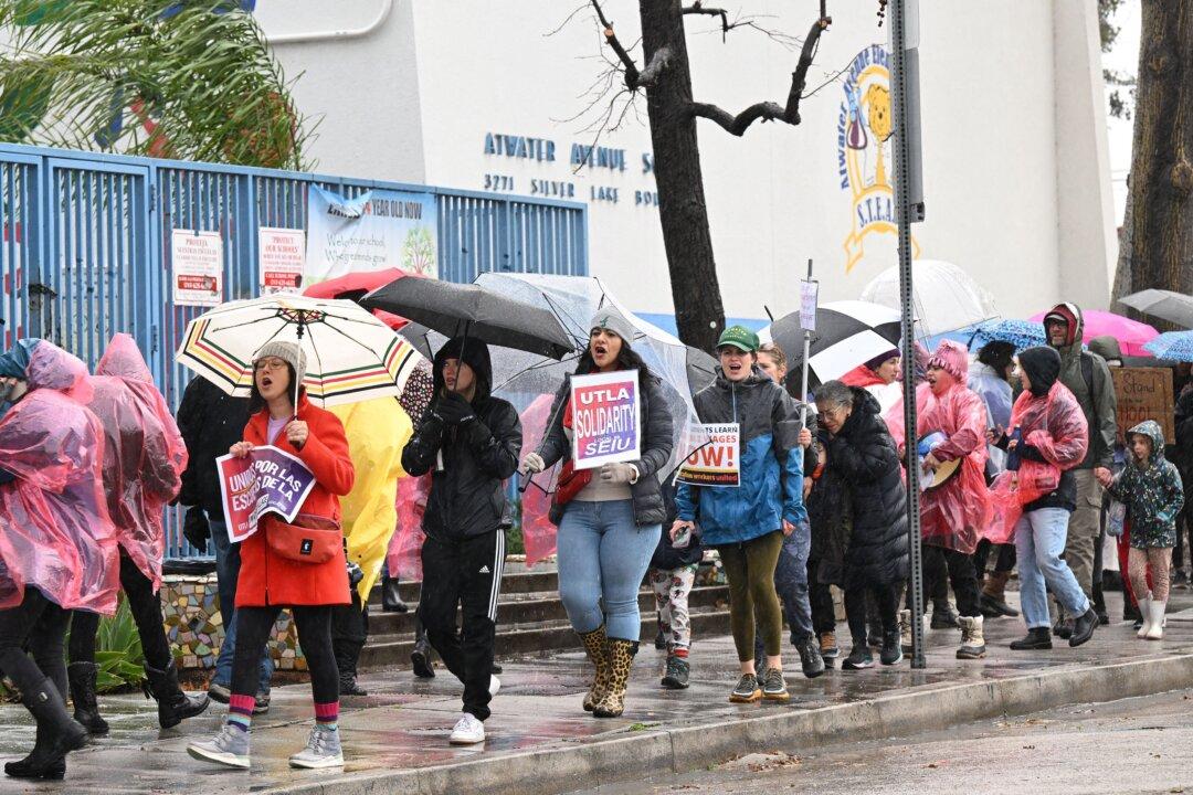 Los Angeles Public Schools Closed as Unions Launch 3-Day Strike