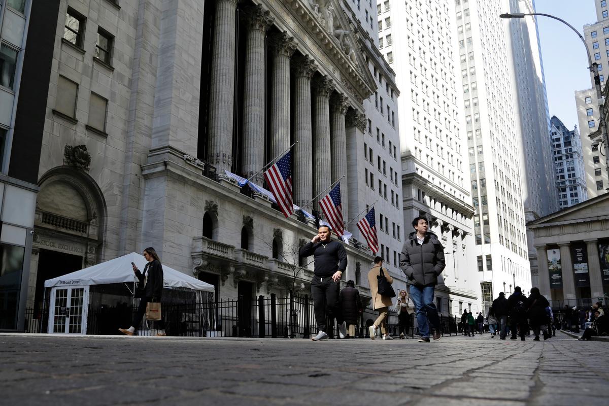 Stock Market Today: US Futures Subdued as Earnings Arrive