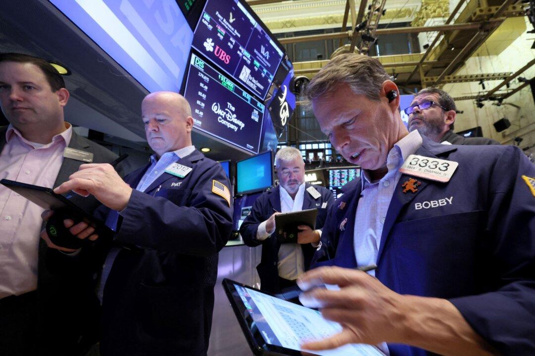 Wall Street Opens Higher as Bank Fears Ease, Focus on Fed