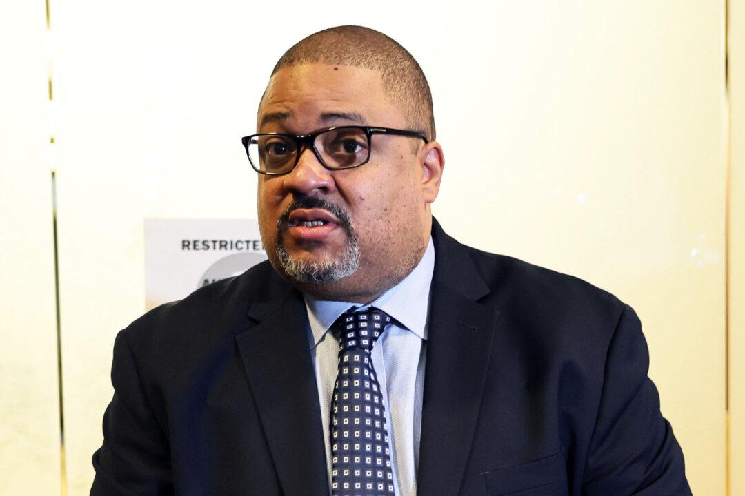 America First Legal Launches Investigation Into Alvin Bragg’s ‘Abusive and Partisan’ Pursuit of Trump