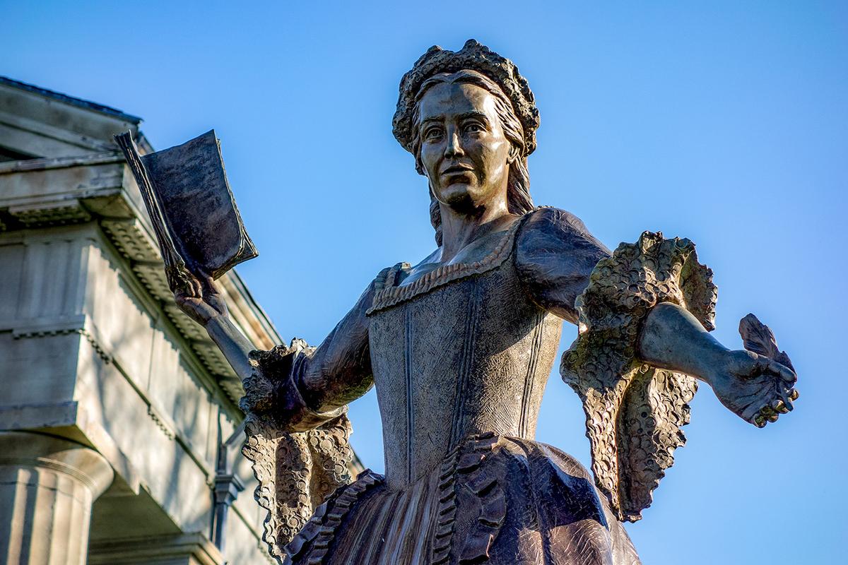 Freedom Fighter With a Pen: Mercy Otis Warren and American Liberty