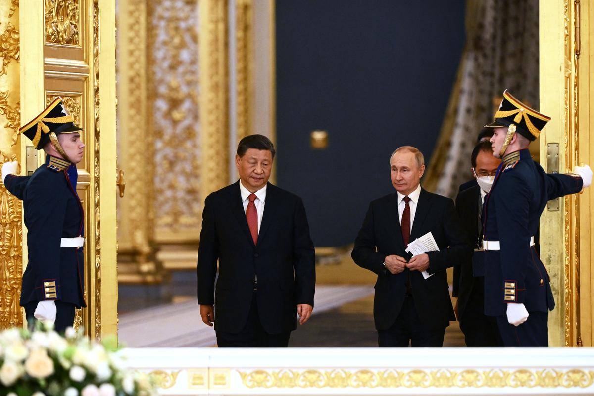 China Willing to Strengthen Military Cooperation With Russia, Defense Ministry Says