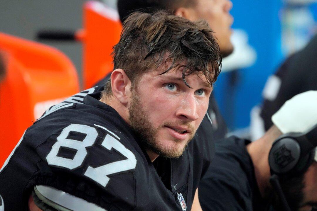 NFL Tight End Foster Moreau Says He Has Cancer