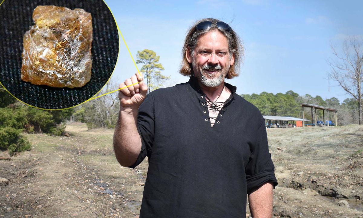 Treasure Hunter Unearths 3.29-Carat Diamond as Large as an ‘English Pea’ at State Park, Plans on Selling It