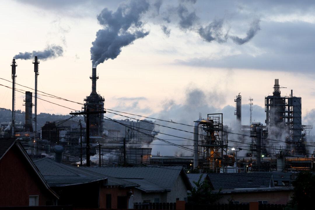 Phillips 66 to Close Los Angeles Oil Refinery