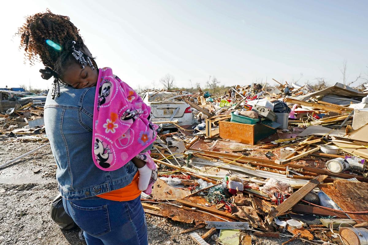 Tornadoes Kill at Least 26 in the South