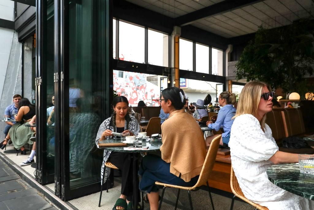 Over 7,000 Businesses Flee Victoria