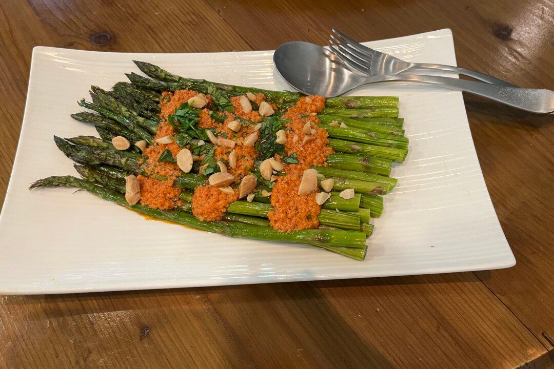 Usher in Spring With Roasted Asparagus