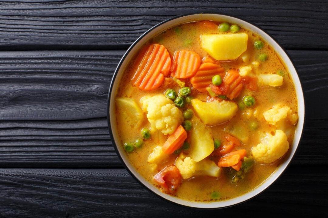 A Delicious Curry Veggie Recipe for Preventing Cancer and Dementia
