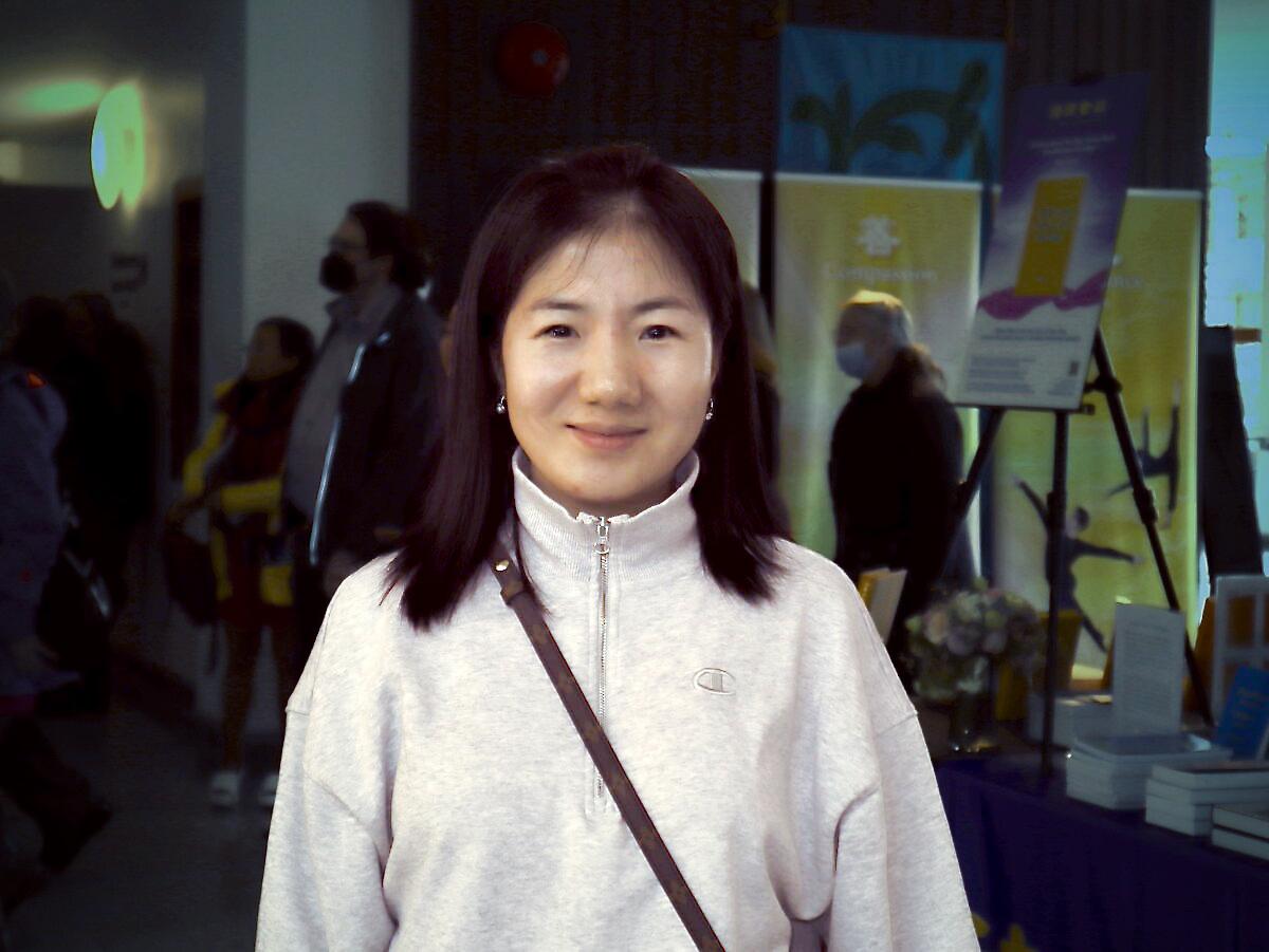 Chinese Immigrant Wants Her Daughter to Learn of Chinese Culture From Shen Yun