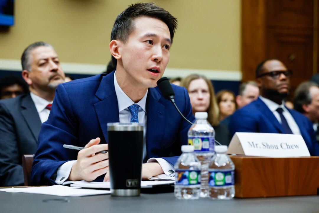 ‘Your Platform Should Be Banned’: Congress Grills TikTok CEO on CCP Ties