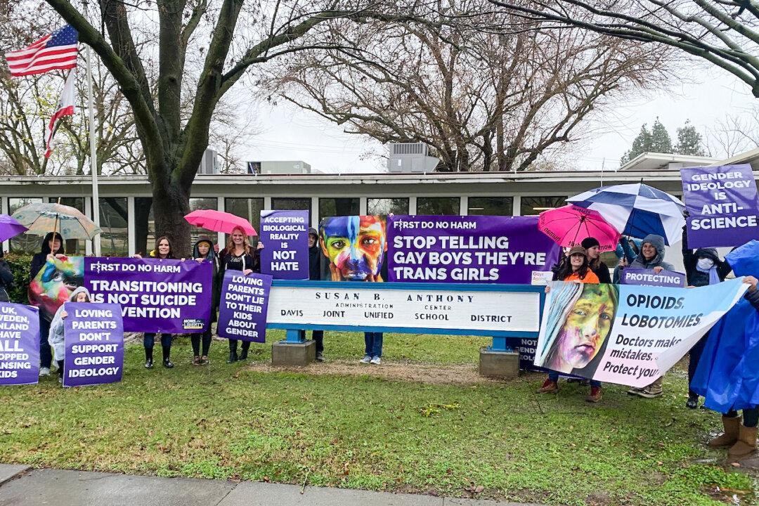 Children Groomed for Trans Lifestyle by Gender Ideology in Schools: Experts
