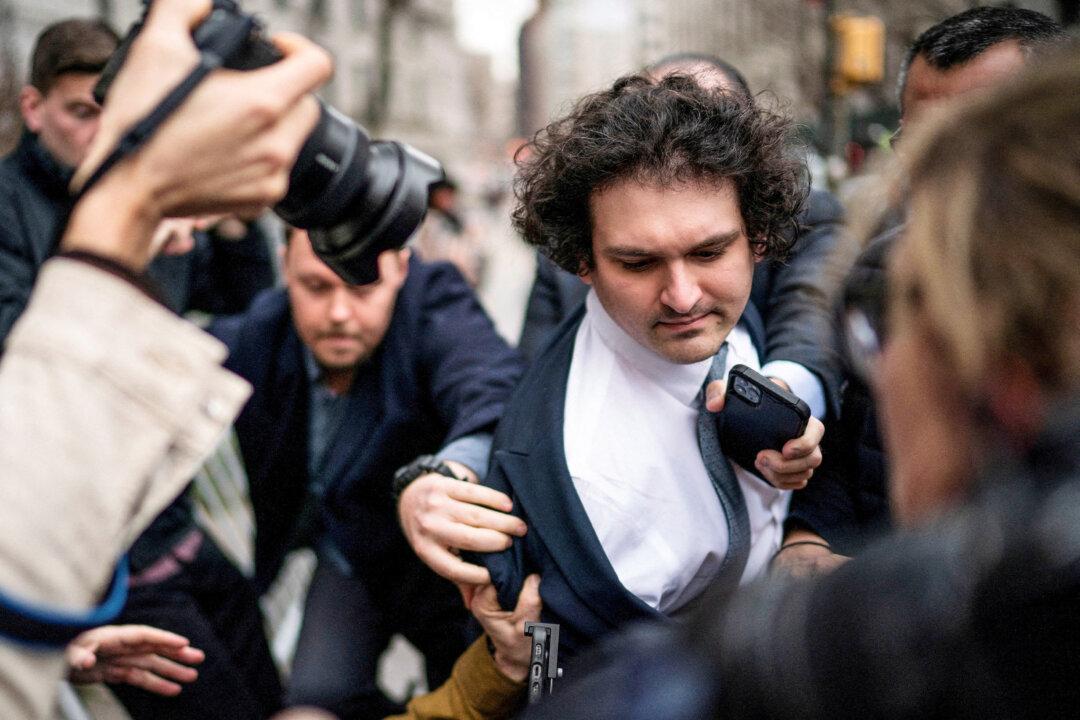 FTX Founder Bankman-Fried Bribed Chinese Officials With $40 Million in Crypto: DOJ