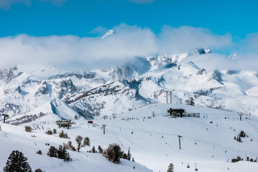 California Ski Resorts Report Record Snowpack, Plan to Extend Season