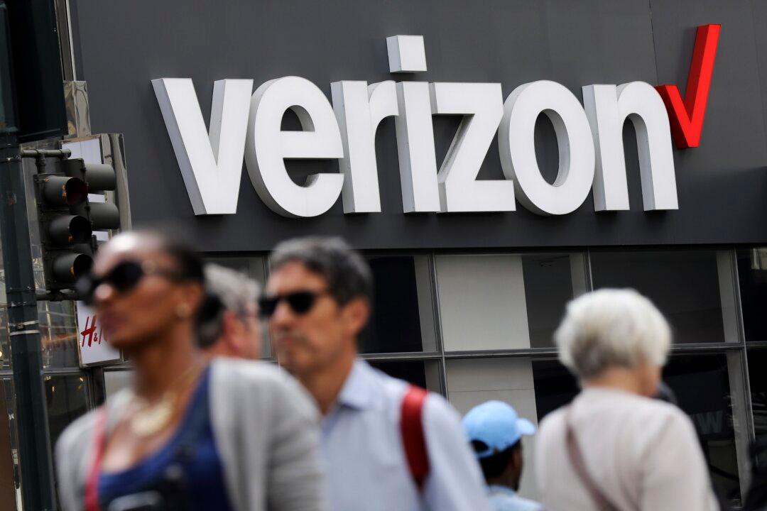 Verizon Wins FAA Technology Deal Worth up to $2.4 Billion