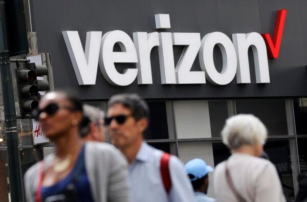 Verizon Slashing 13,000 Jobs as US Wireless Carrier Restructures