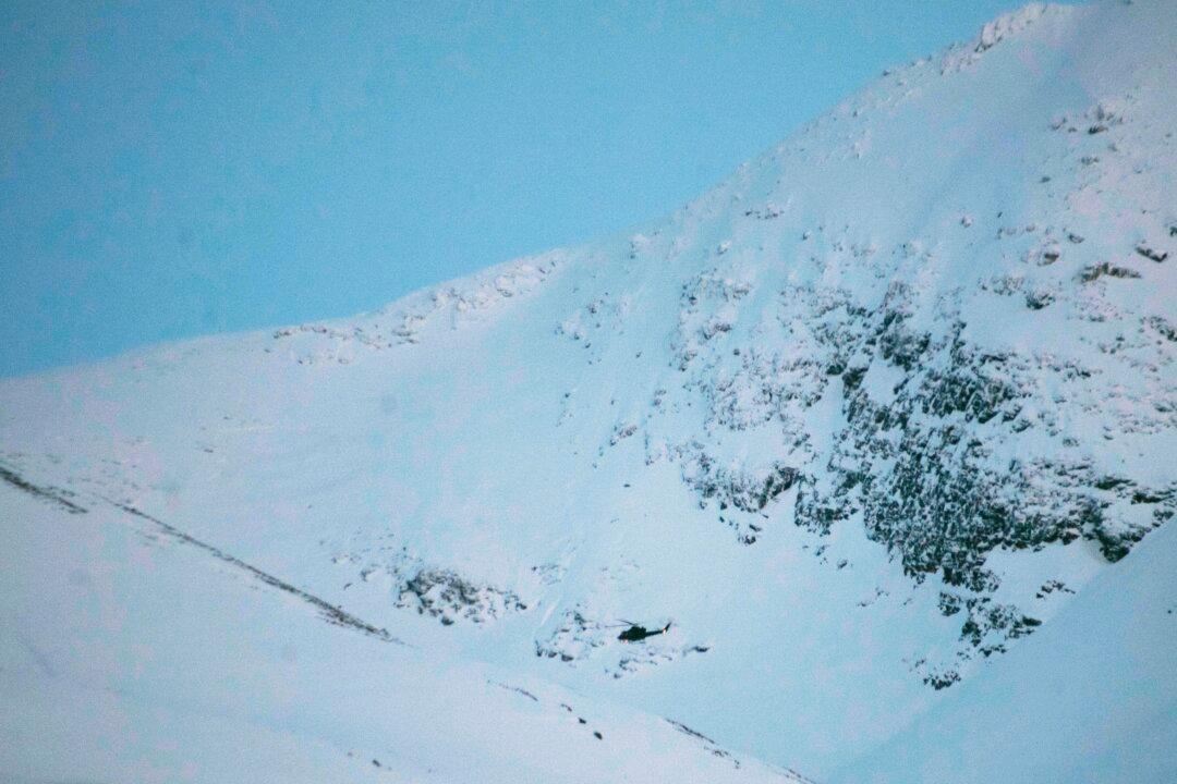 Norwegian Arctic Area to Be Evacuated Due to Deadly Avalanches