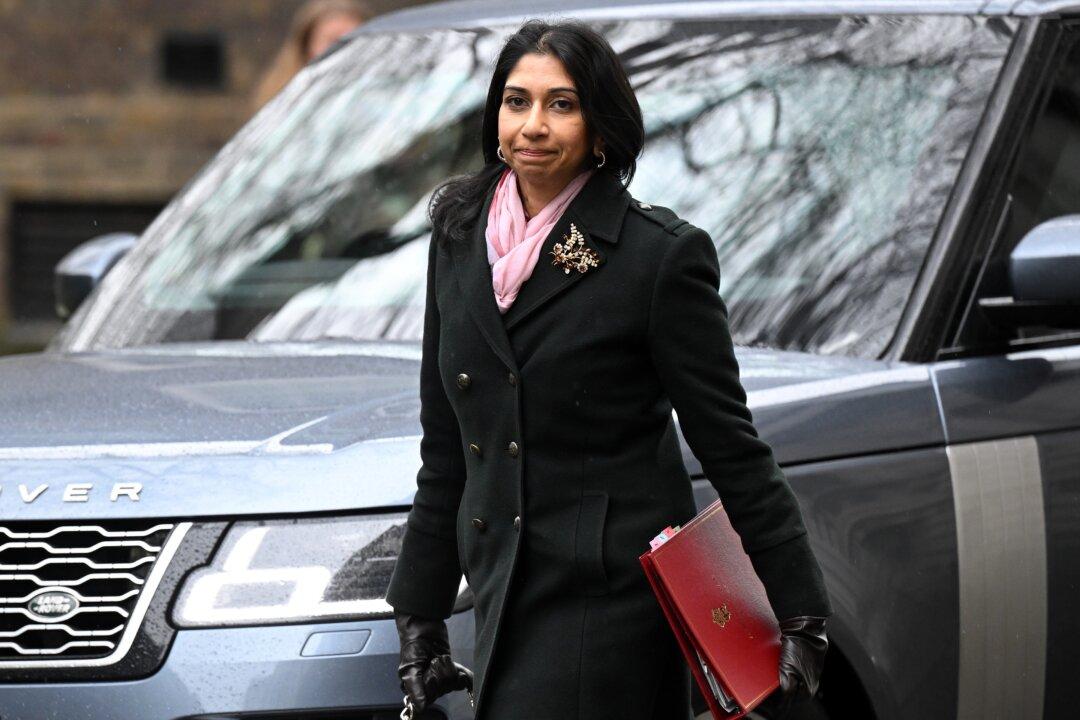 Braverman Calls Out ‘Silence’ on Child Sex Abuse Involving British Pakistani Men
