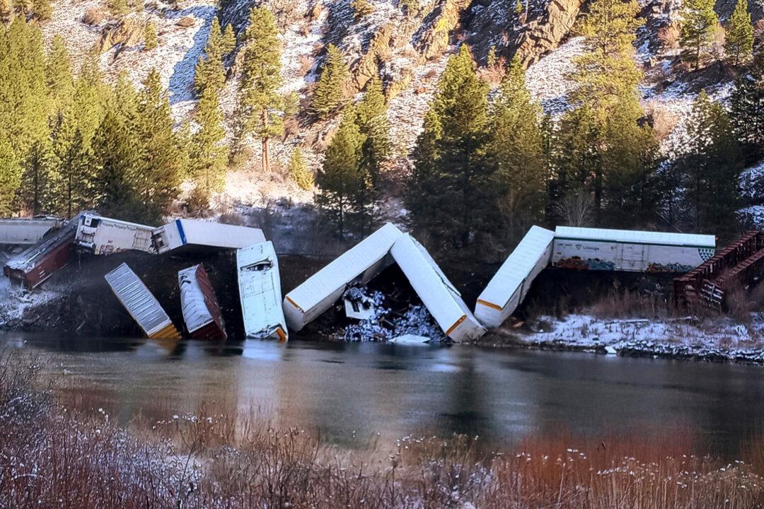 Montana Rail Link Confirms Cases of Beer Spilled in Paradise Train Derailment