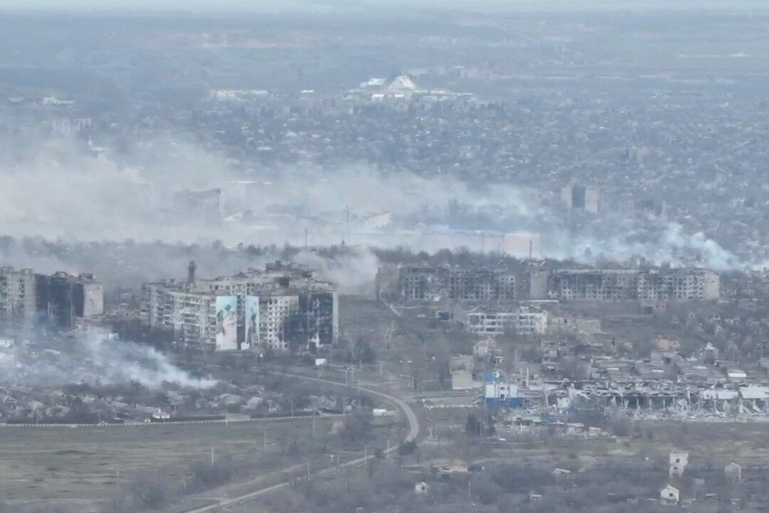 Ukraine Claims Its Forces Fight On in Bakhmut Despite Russian Claim to Have Taken It