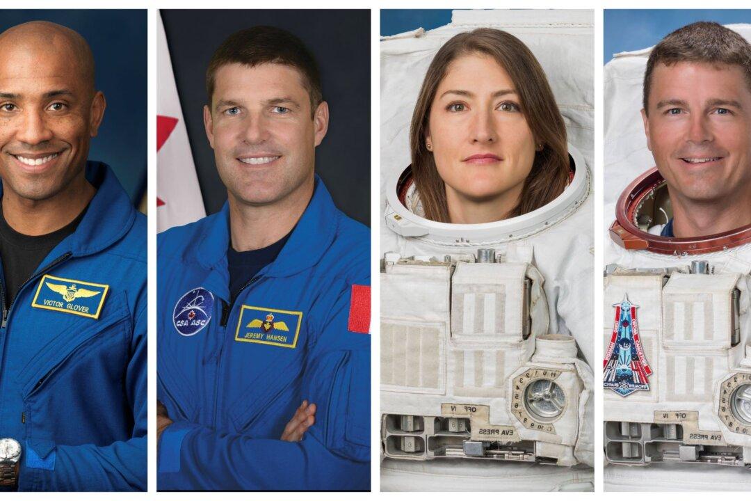 NASA’s 1st Moon Crew in 50 Years Includes 1 Woman, 3 Men