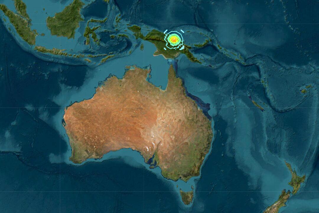 4 Reported Dead, Homes Destroyed in Papua New Guinea Quake