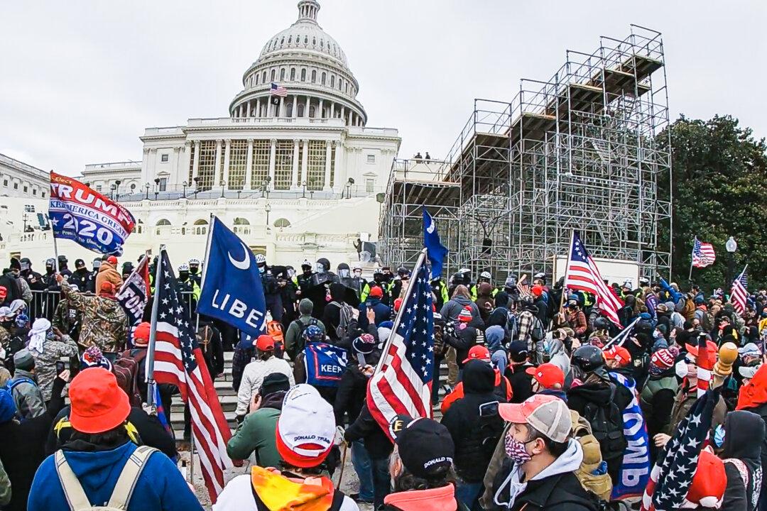 Bipartisan Lawmakers Express Outrage Over FBI Misuse of Surveillance Tool to Spy on Americans