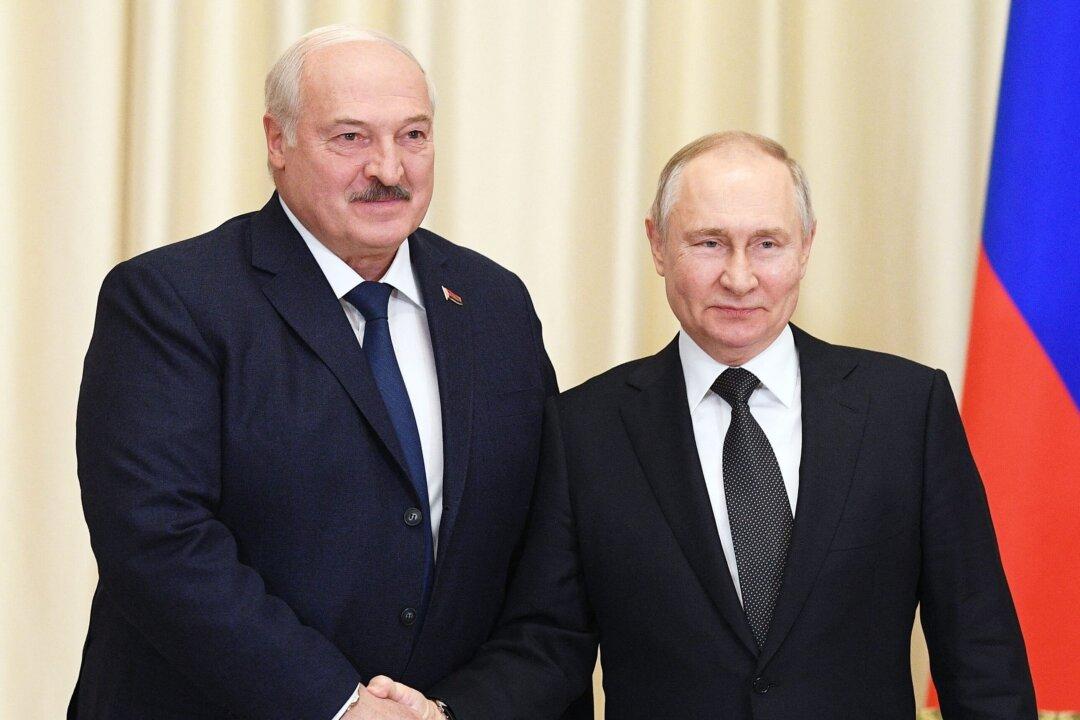 ‘Nuclear Weapons for Everyone’ Joining Russia-Belarus Union, Putin Ally Says