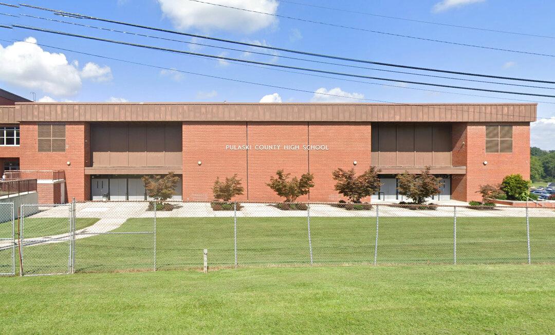 Kentucky High School Football Player Dies After Head Injury