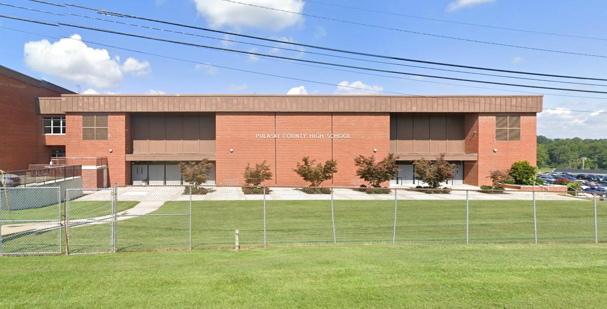 Kentucky High School Football Player Dies After Head Injury