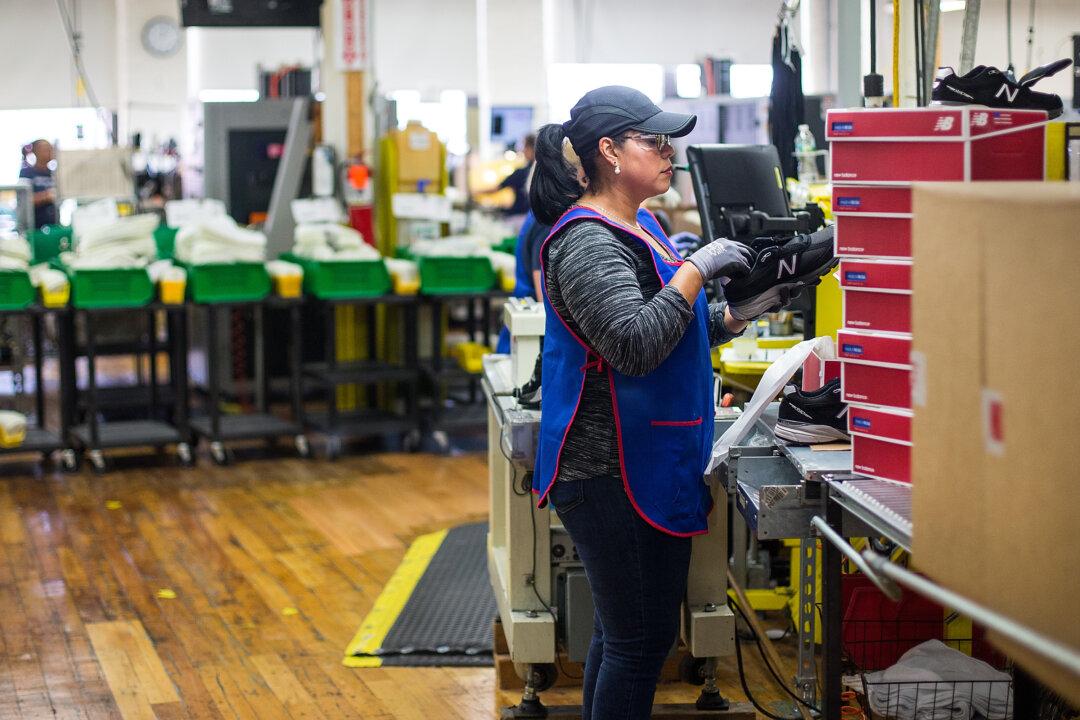 Productivity Slows to a Crawl as Recession Sets In