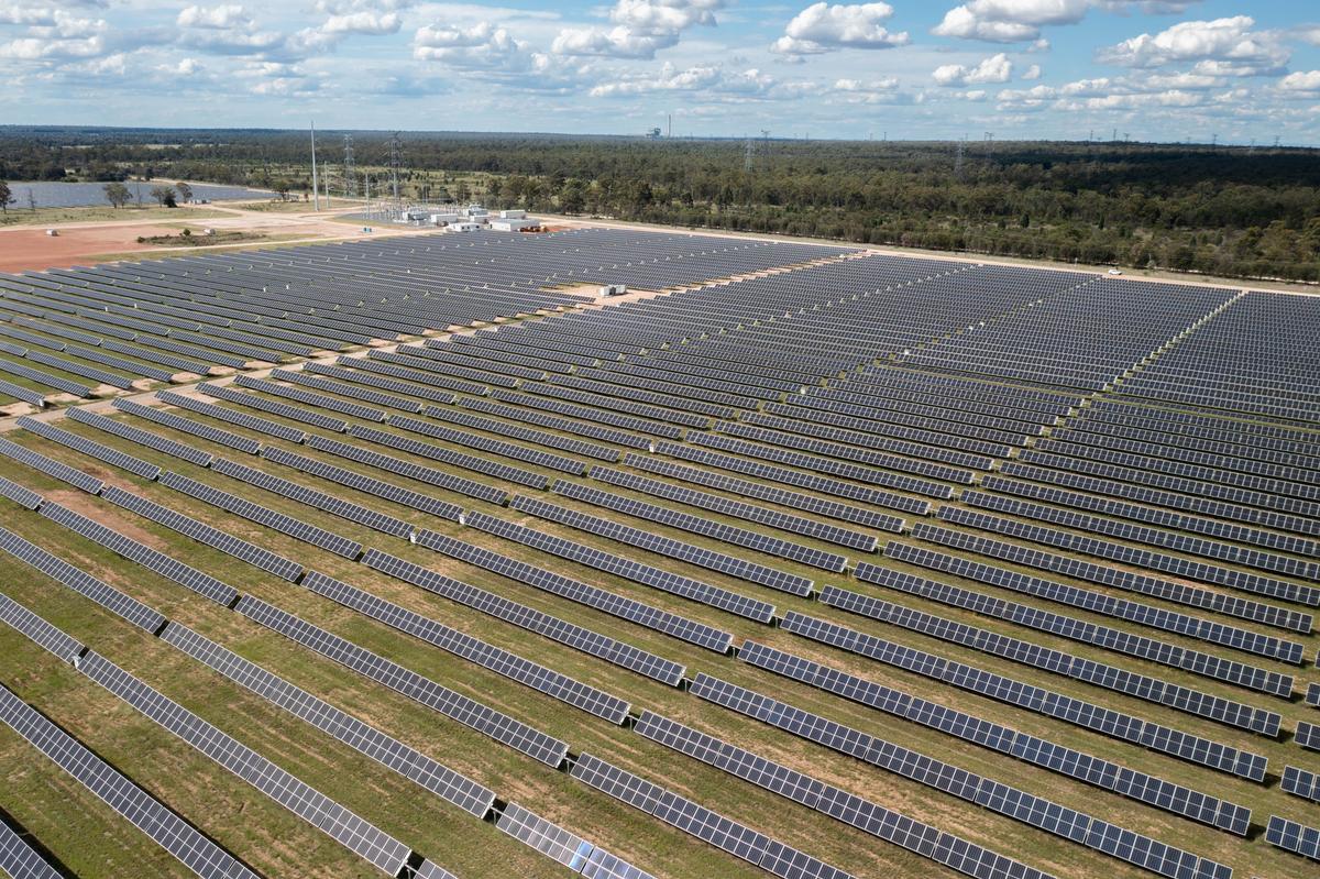 Australia’s Largest Solar Farm Completes Construction, Prepares for Full Operation
