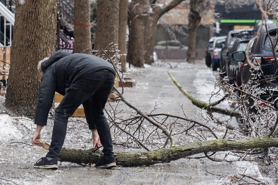 Ice Storm Moves Into the Maritimes, Causes Sporadic Power Outages and School Closures