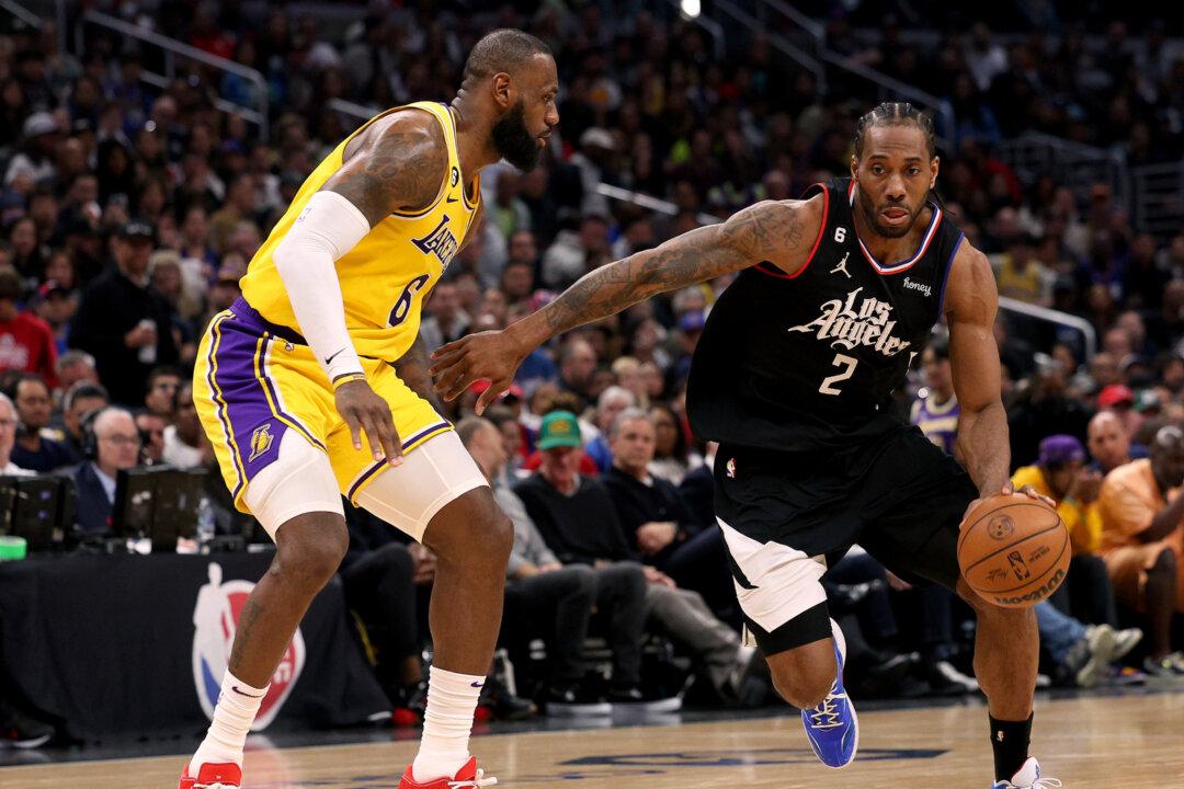 Powell and Leonard Lead Clippers Over Lakers, 125–118