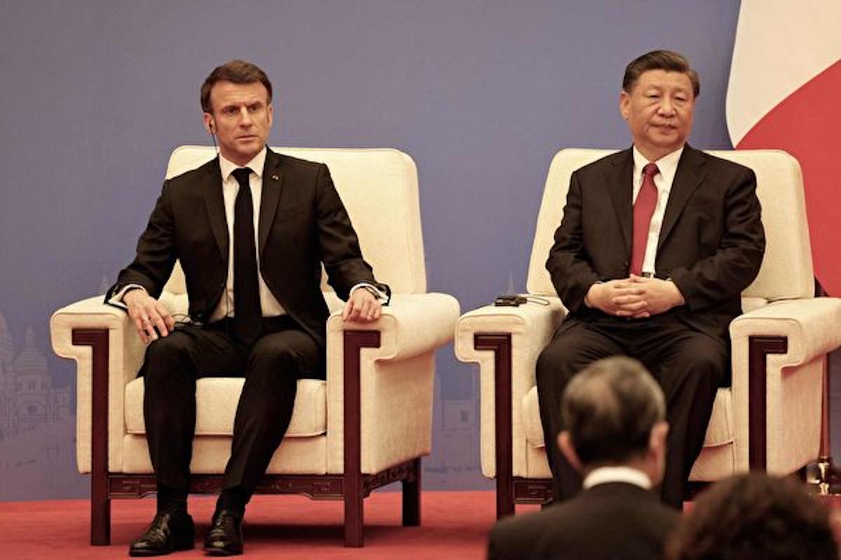 Macron Meets With Xi in Beijing; No ‘3rd Way’ for EU, Experts Warn