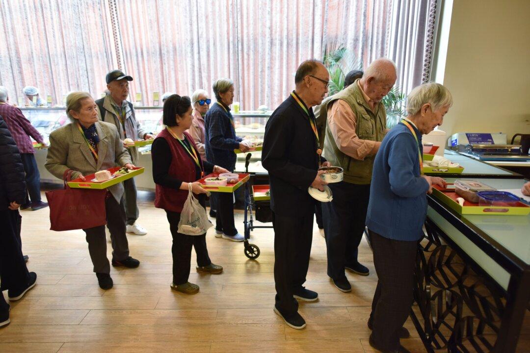 Beijing Tells Aspiring Retirees They Will Have to Work Longer