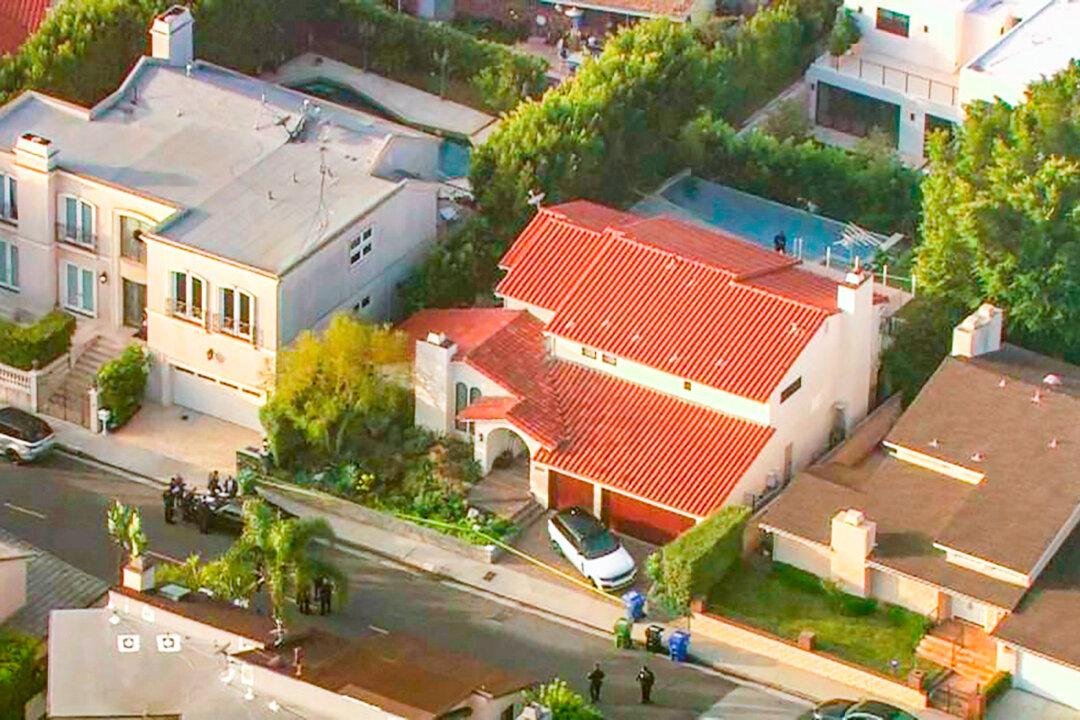 Man Pleads Guilty to Robbery-Killing of Rapper Pop Smoke