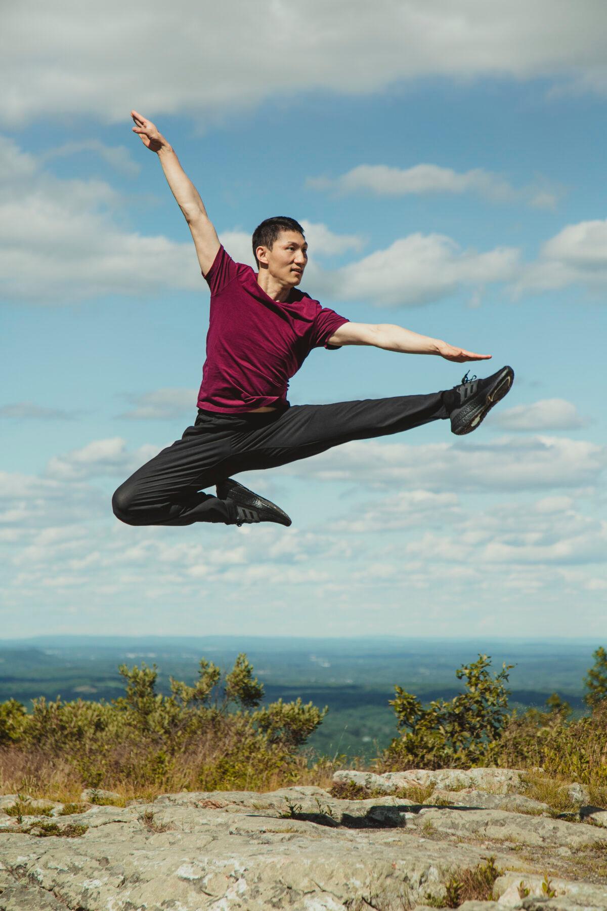Steven Wang, Shen Yun principal dancer, in High Point State Park in New Jersey, on June 28, 2022. (Daniel Ulrich)