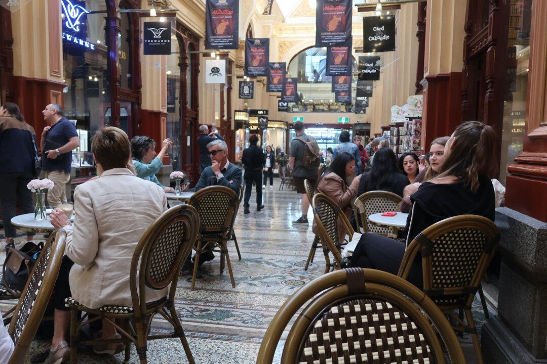 Comfortable Cruise Makes Exploring ‘Down Under’ Easy