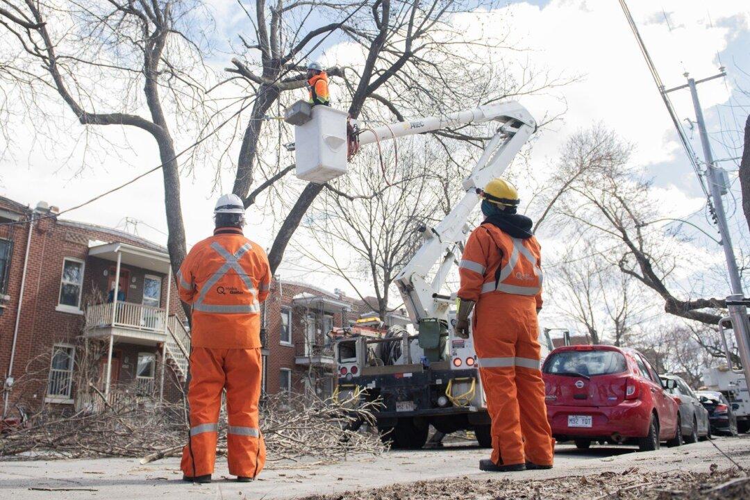 Hydro-Québec Says Some Ice Storm Power Outages Will Not Be Fixed Before Tuesday