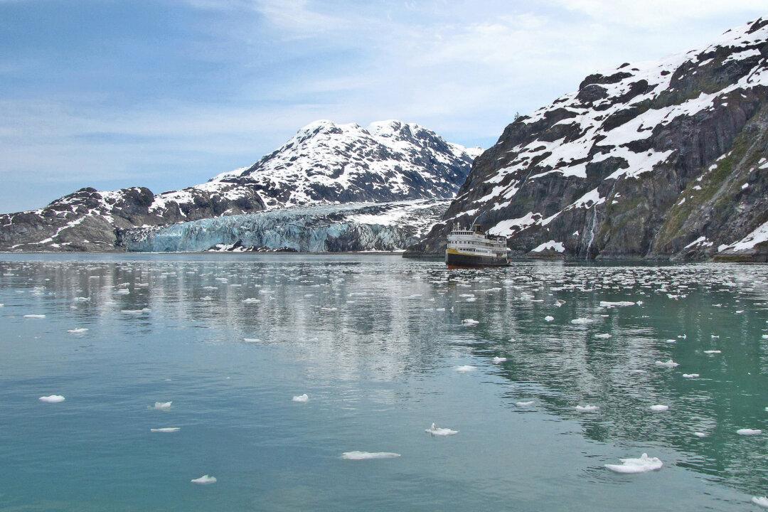 Kayaking Among Whales and Bears in Alaska’s Glacier Bay National Park