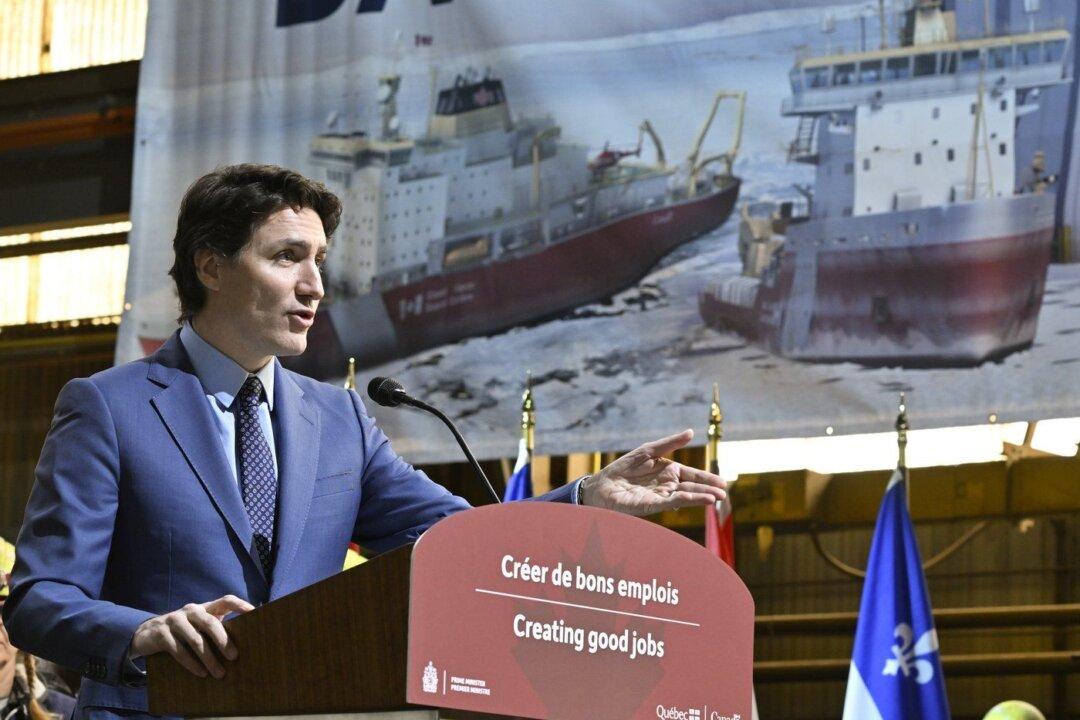 Ottawa to Negotiate Schedule for New Icebreakers as Existing Fleet Nears End of Life