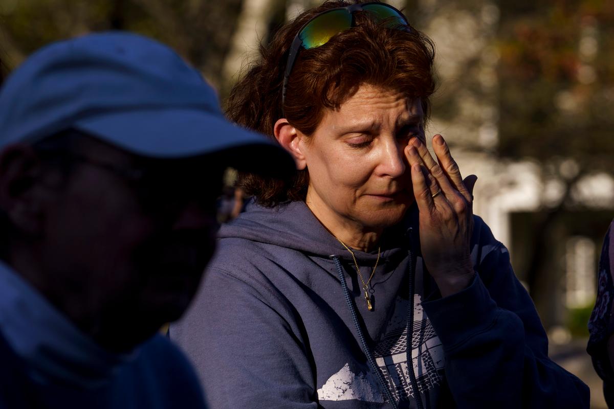 Louisville Residents Shocked in Wake of Mass Shooting, Hold On to Hope