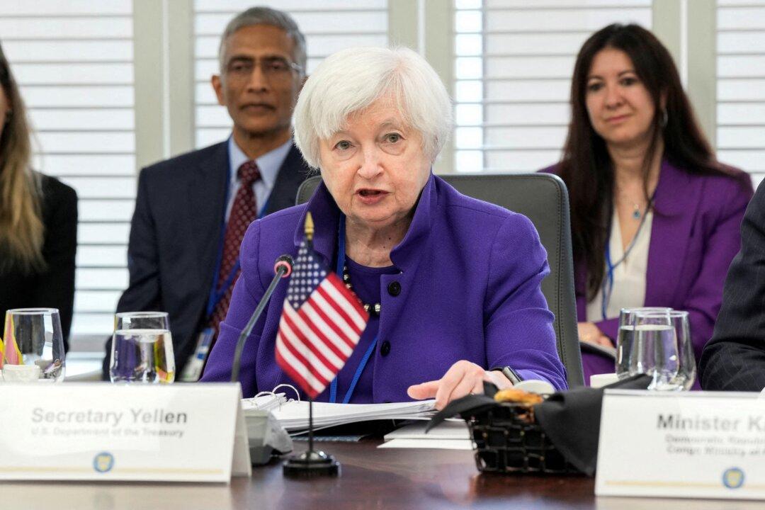 Yellen, Financial Regulators Tighten Rules on Non-Bank Firms, Revise Trump-Era Guidelines