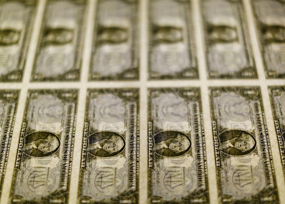 What If the Dollar Falls?
