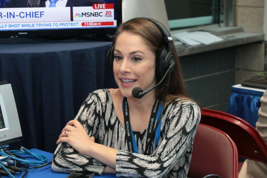 Leftist Co-Host Apologizes For Spreading Claims Against Ron DeSantis: ‘I Screwed Up Royally’