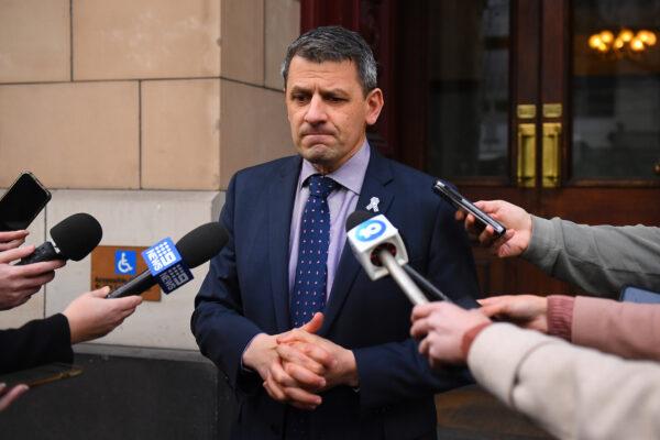 Victoria Police Association Secretary Wayne Gatt speaks to media outside of the Supreme Court of Victoria in Melbourne on July 11, 2022. (AAP Image/James Ross)