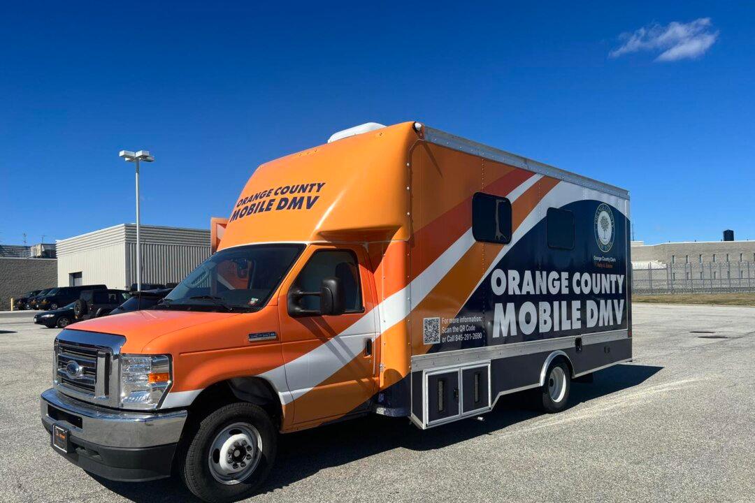 Orange County Unveils New Mobile DMV