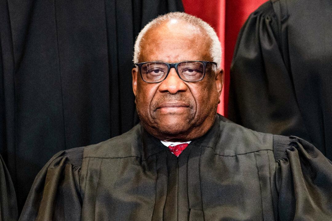 Democrats Say Justice Thomas Should Recuse Himself From Trump Supreme Court Case